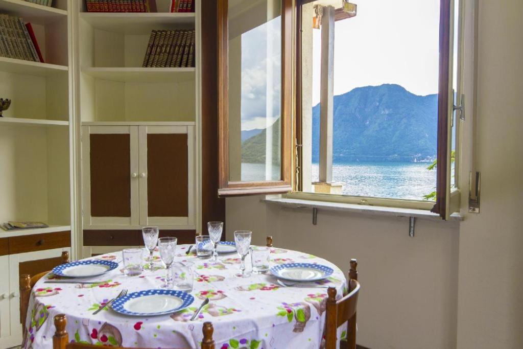 Apartment With Lake View Sala Comacina Εξωτερικό φωτογραφία